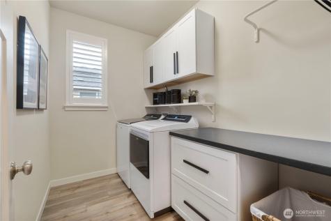 18021 133rd Avenue E Puyallup WA 98374