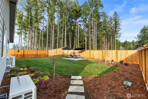 18021 133rd Avenue E Puyallup WA 98374