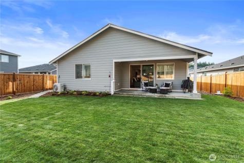 18021 133rd Avenue E Puyallup WA 98374