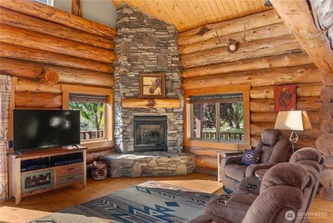 112 Pine Creek Road Tonasket WA 98855