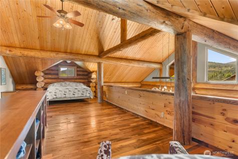 112 Pine Creek Road Tonasket WA 98855