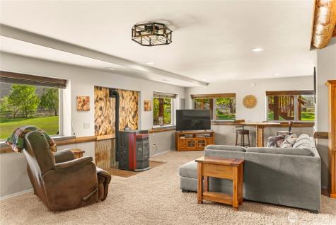 112 Pine Creek Road Tonasket WA 98855