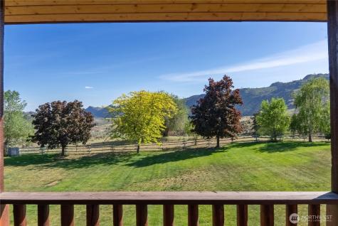 112 Pine Creek Road Tonasket WA 98855