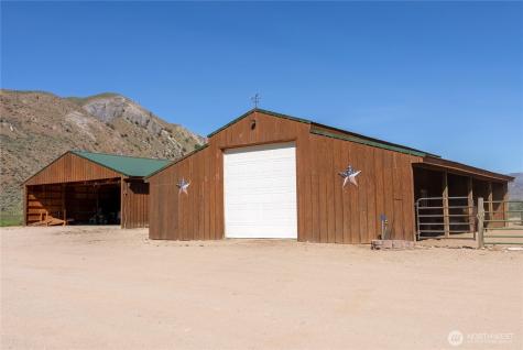 112 Pine Creek Road Tonasket WA 98855