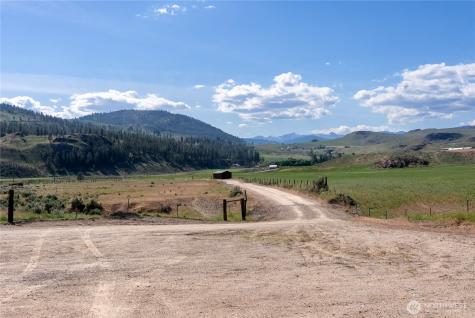 112 Pine Creek Road Tonasket WA 98855