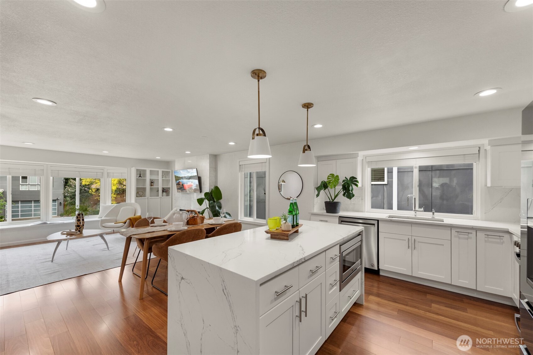 7338 23rd Avenue NE Seattle WA 98115