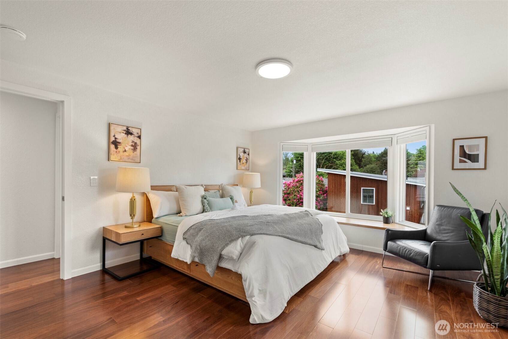 7338 23rd Avenue NE Seattle WA 98115