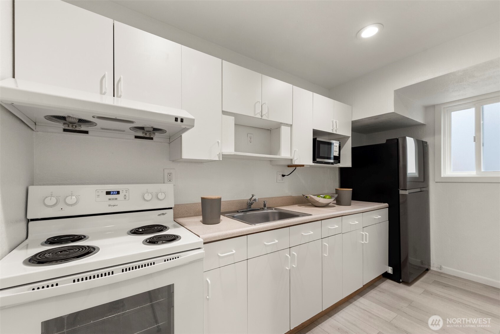 7338 23rd Avenue NE Seattle WA 98115