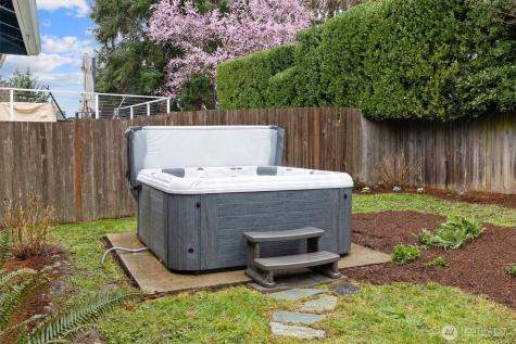 10932 156th Court NE Redmond WA 98052