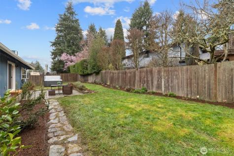 10932 156th Court NE Redmond WA 98052