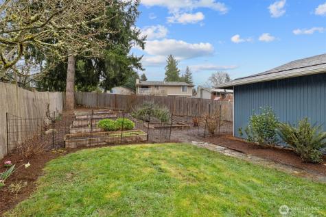 10932 156th Court NE Redmond WA 98052