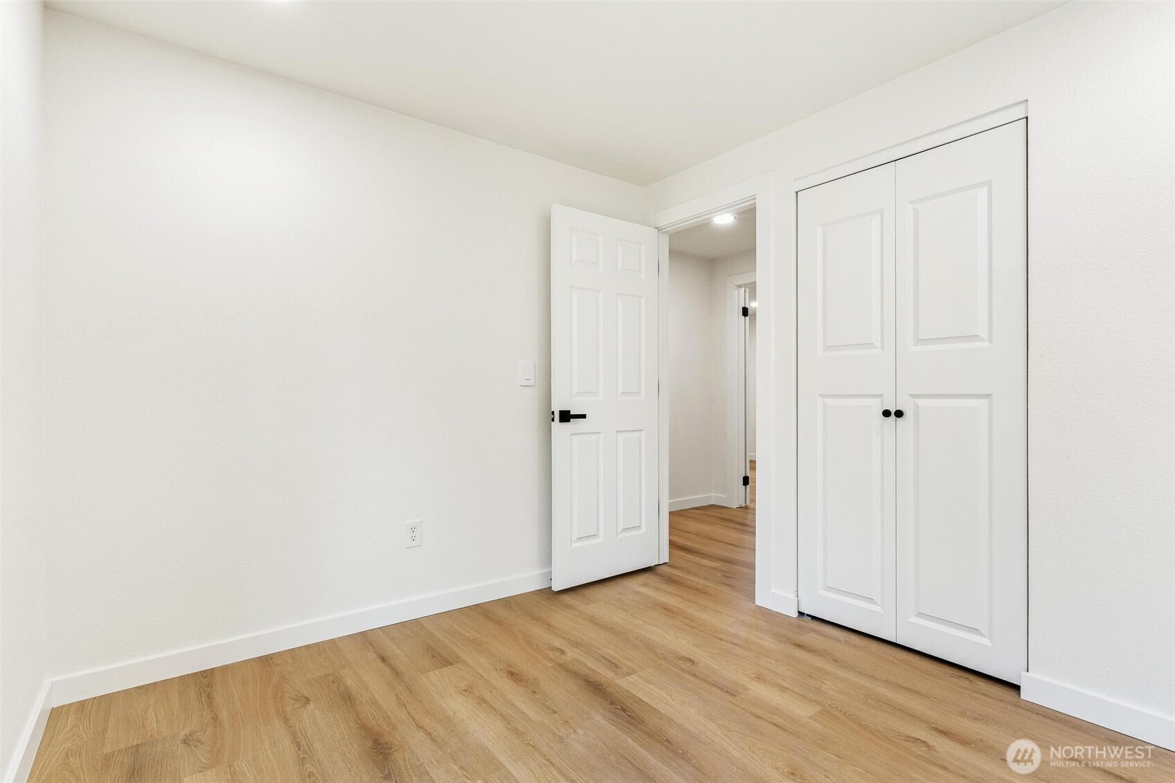 32910 30th Avenue SW Federal Way WA 98023