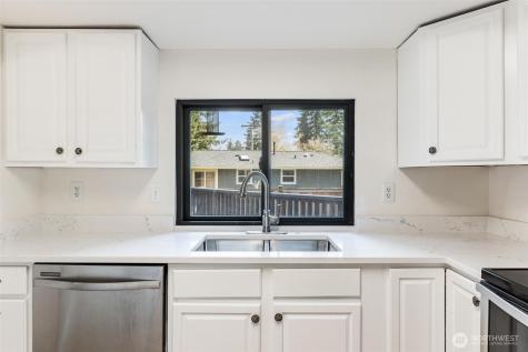 32910 30th Avenue SW Federal Way WA 98023