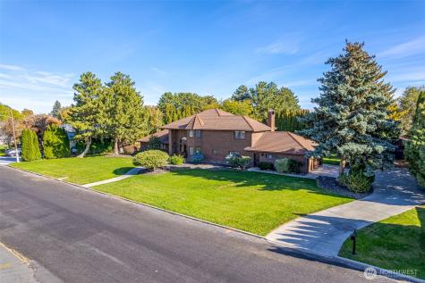 810 D Street SW Ephrata WA 98823