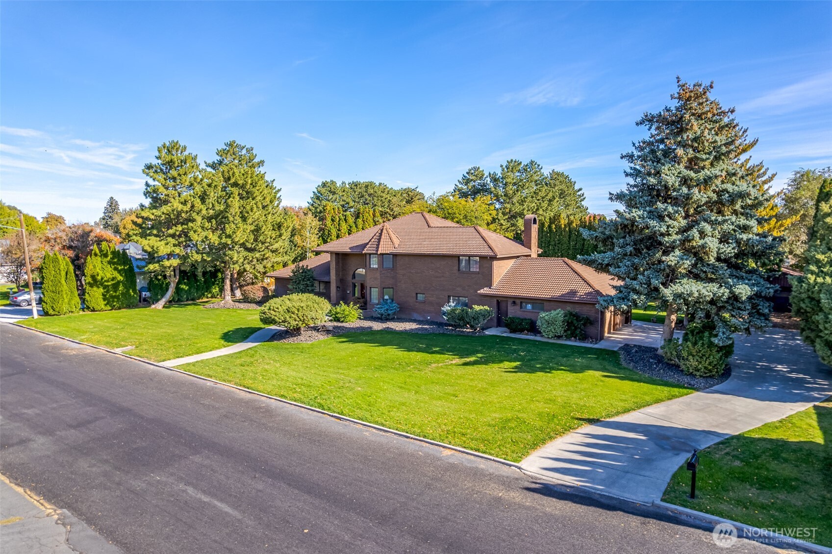 810 D Street SW Ephrata WA 98823