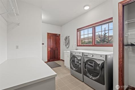 810 D Street SW Ephrata WA 98823