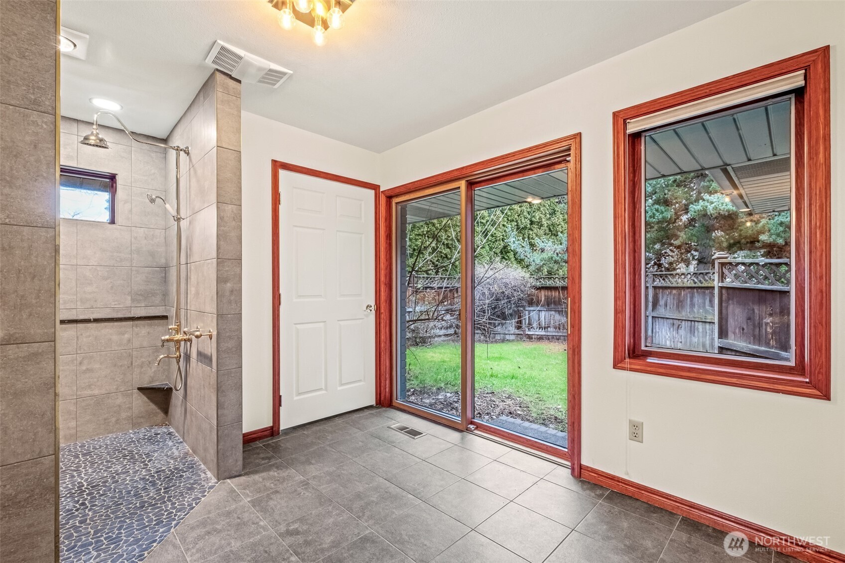 810 D Street SW Ephrata WA 98823