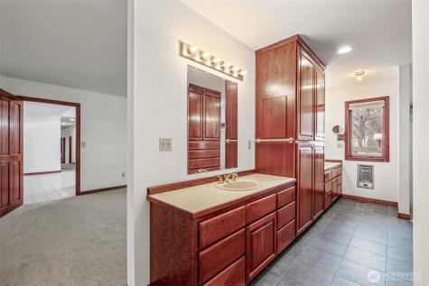 810 D Street SW Ephrata WA 98823