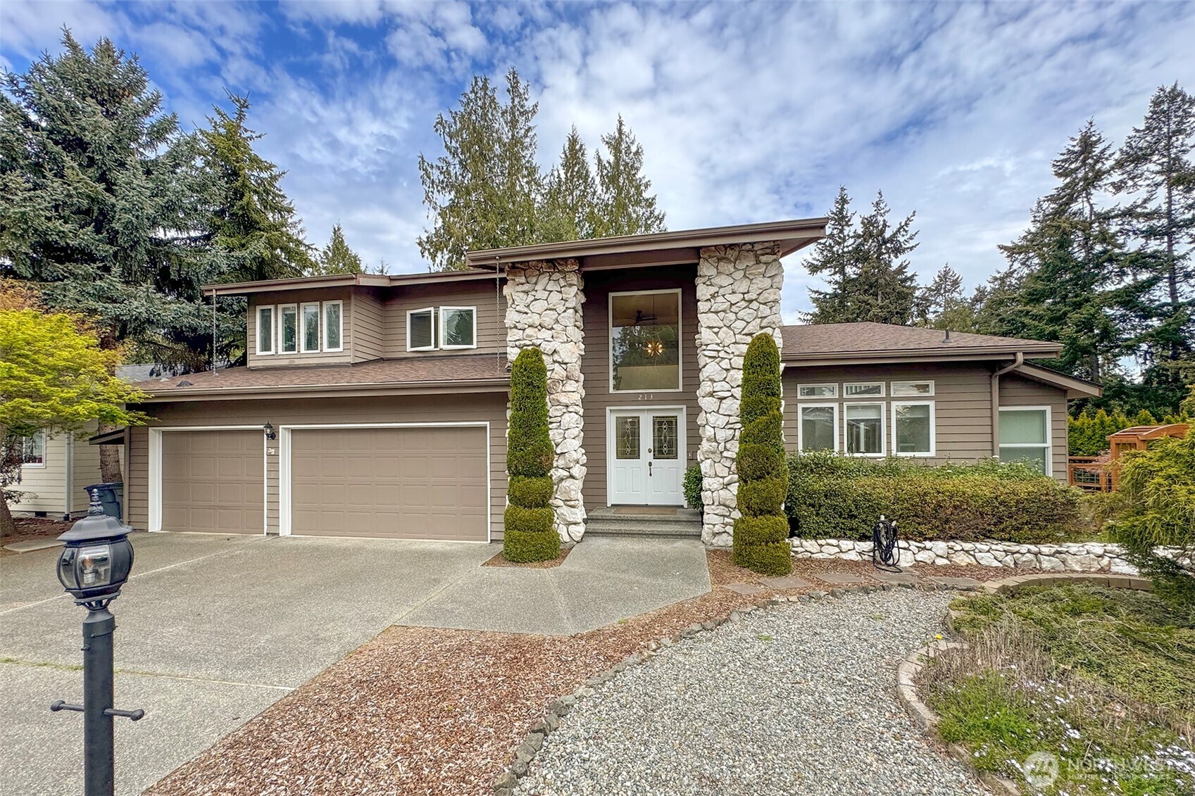 213 Sunset Place Sequim WA 98382