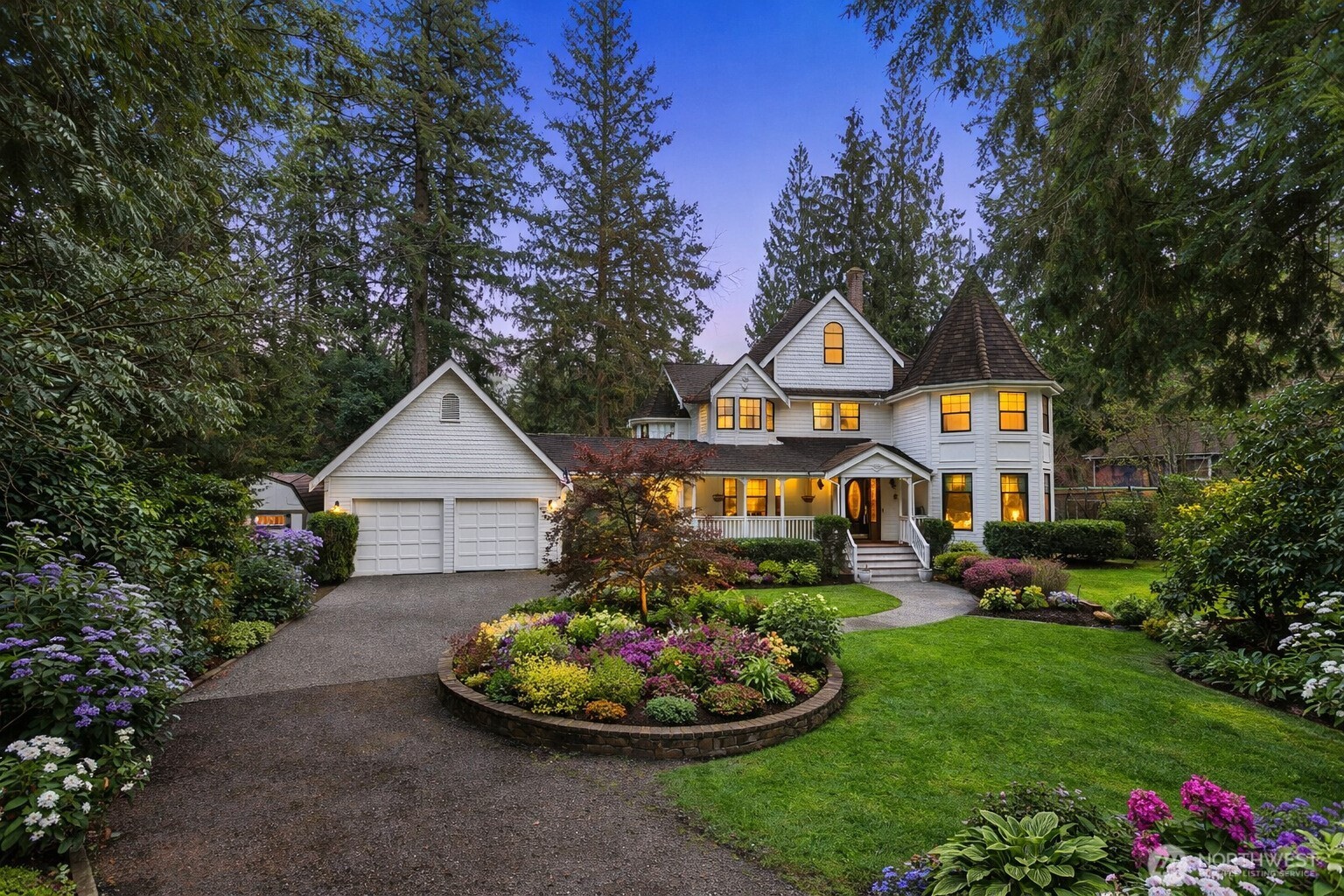 19524 230th Avenue NE Woodinville WA 98077