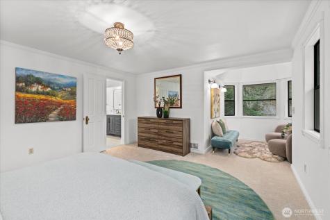 19524 230th Avenue NE Woodinville WA 98077