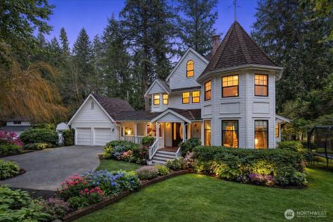 19524 230th Avenue NE Woodinville WA 98077