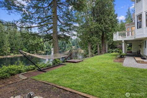 19524 230th Avenue NE Woodinville WA 98077
