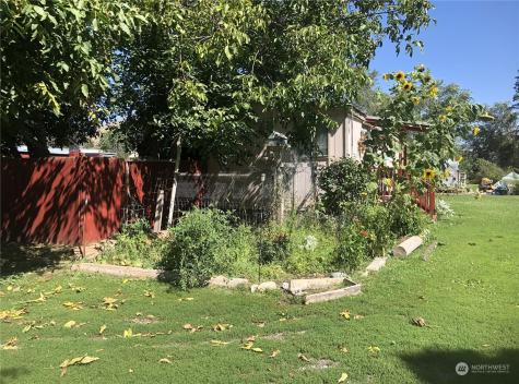 2358 Elmway Okanogan WA 98840