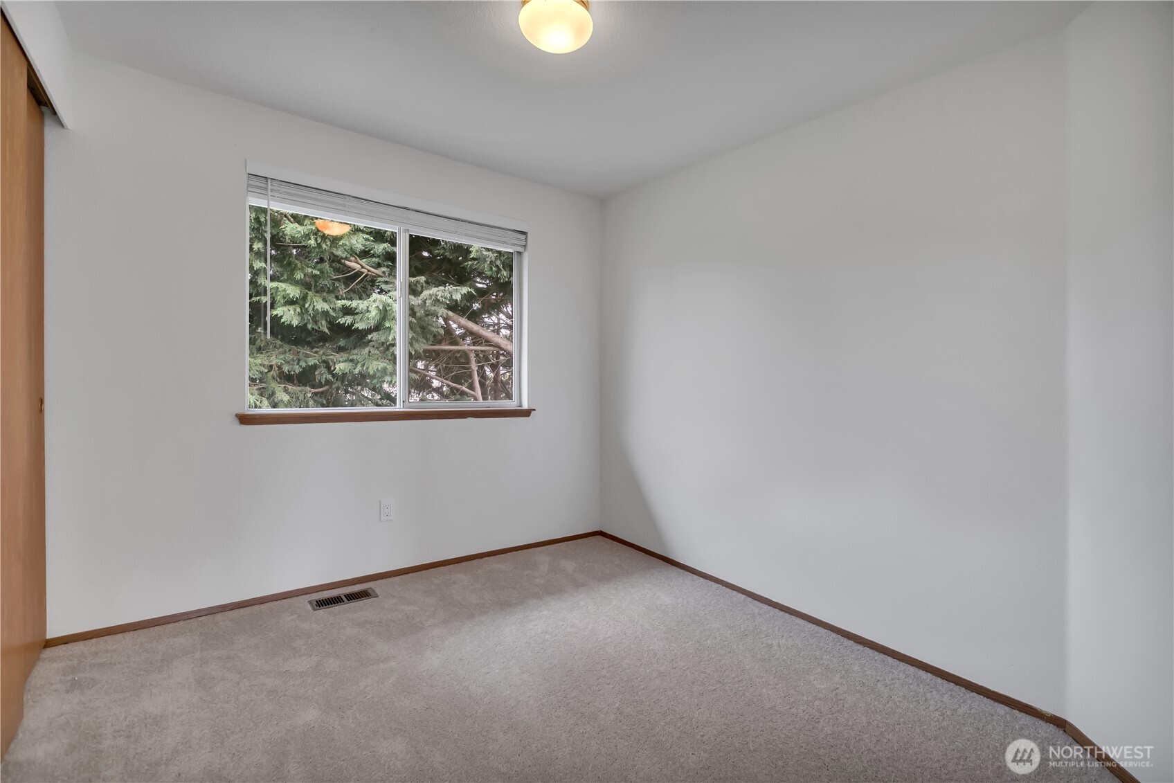 34610 14th Place SW Federal Way WA 98023
