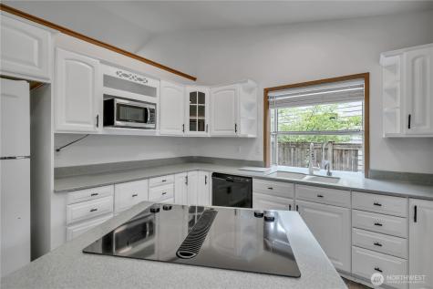 34610 14th Place SW Federal Way WA 98023