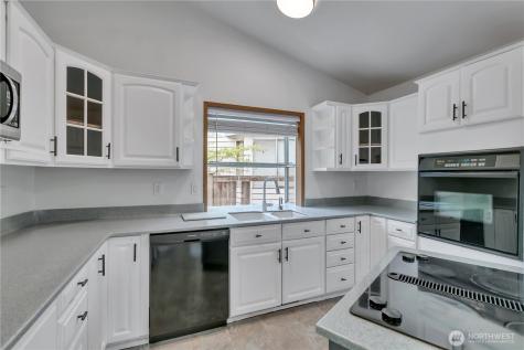 34610 14th Place SW Federal Way WA 98023