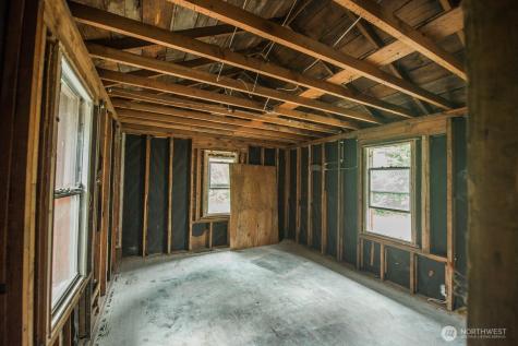 10379 Bethel Burley Road SE Port Orchard WA 98367