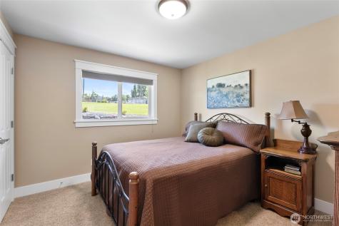 576 NE Easy Street Moses Lake WA 98837