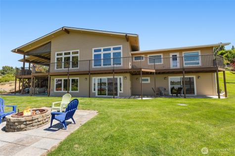 576 NE Easy Street Moses Lake WA 98837