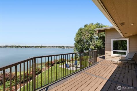 576 NE Easy Street Moses Lake WA 98837
