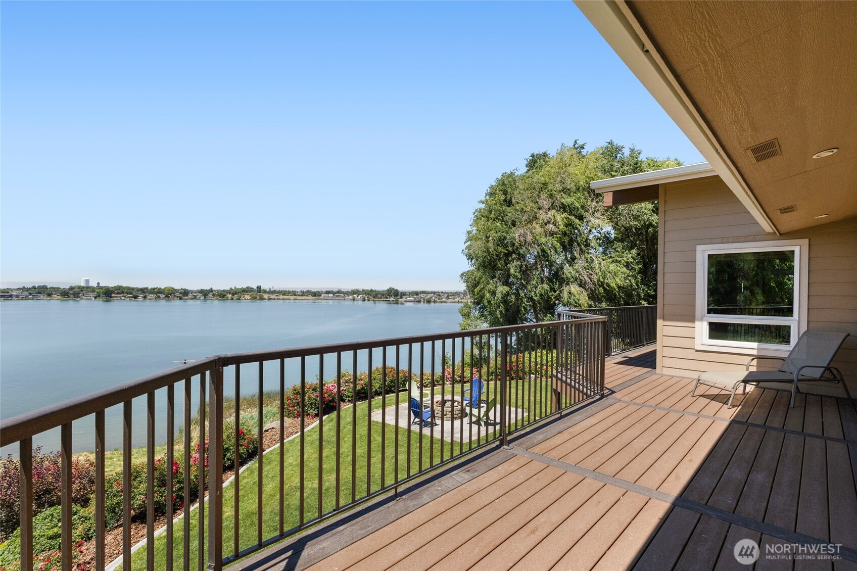 576 NE Easy Street Moses Lake WA 98837