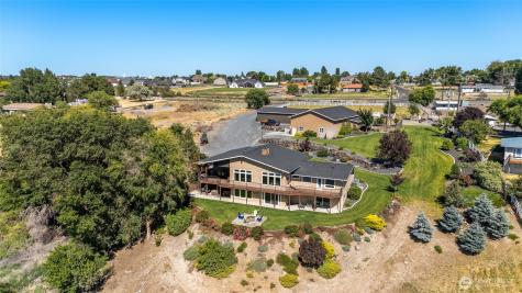 576 NE Easy Street Moses Lake WA 98837