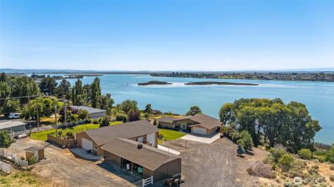 576 NE Easy Street Moses Lake WA 98837