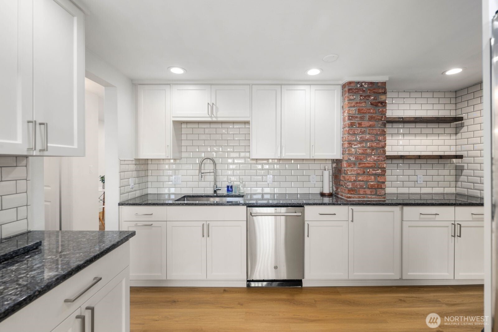 7132 34th Avenue SW Seattle WA 98126