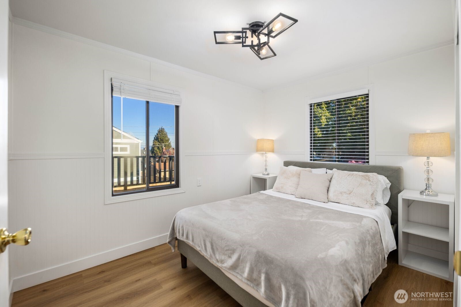 7132 34th Avenue SW Seattle WA 98126