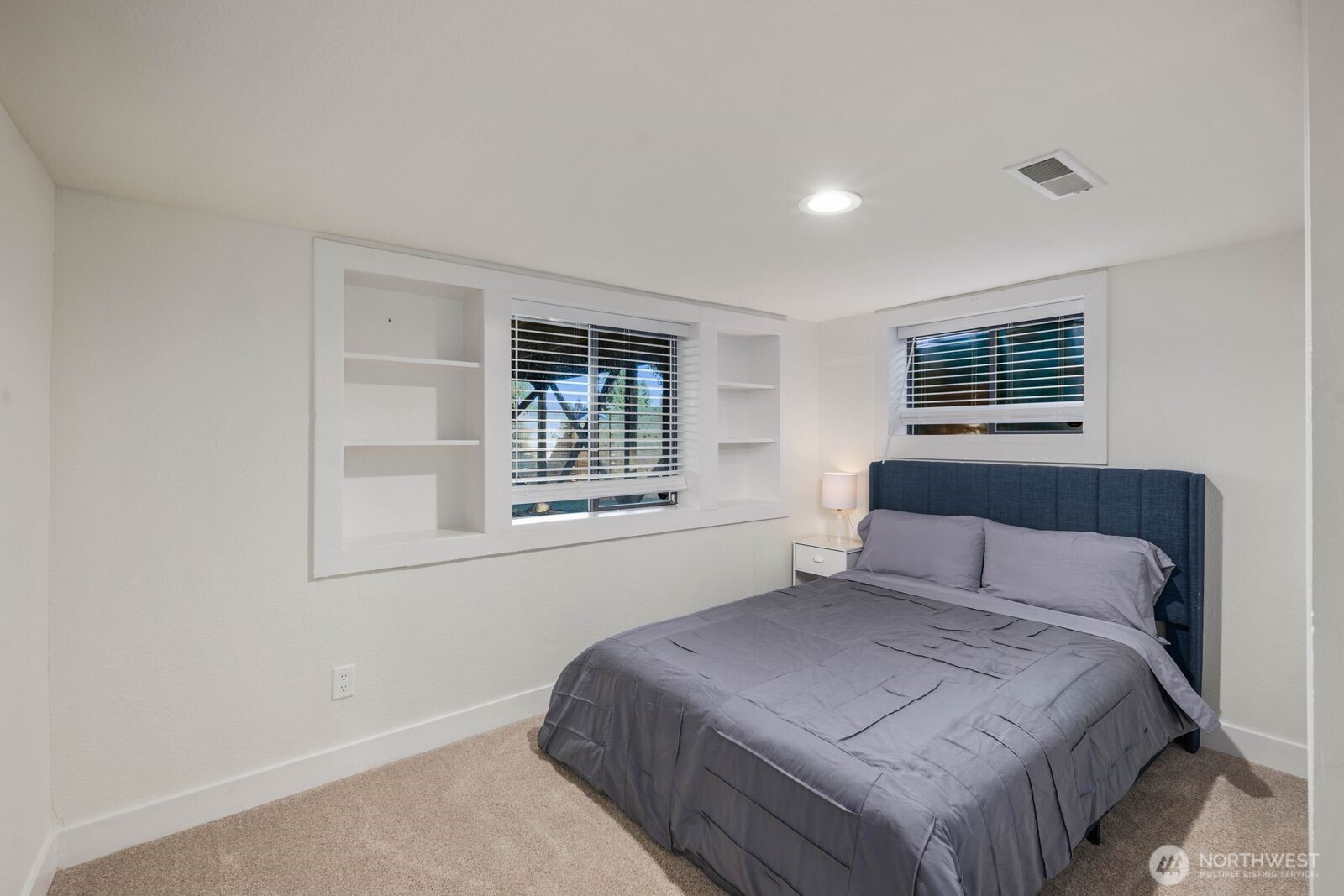 7132 34th Avenue SW Seattle WA 98126