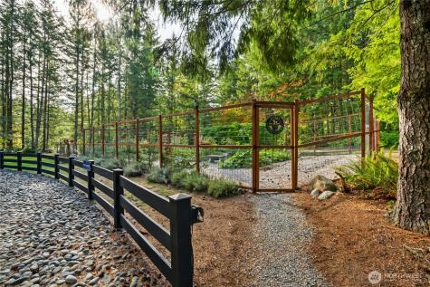 27924 SE 268th Street Ravensdale WA 98051