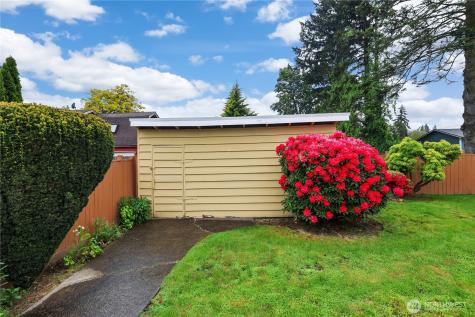 314 14th Street SW Puyallup WA 98371