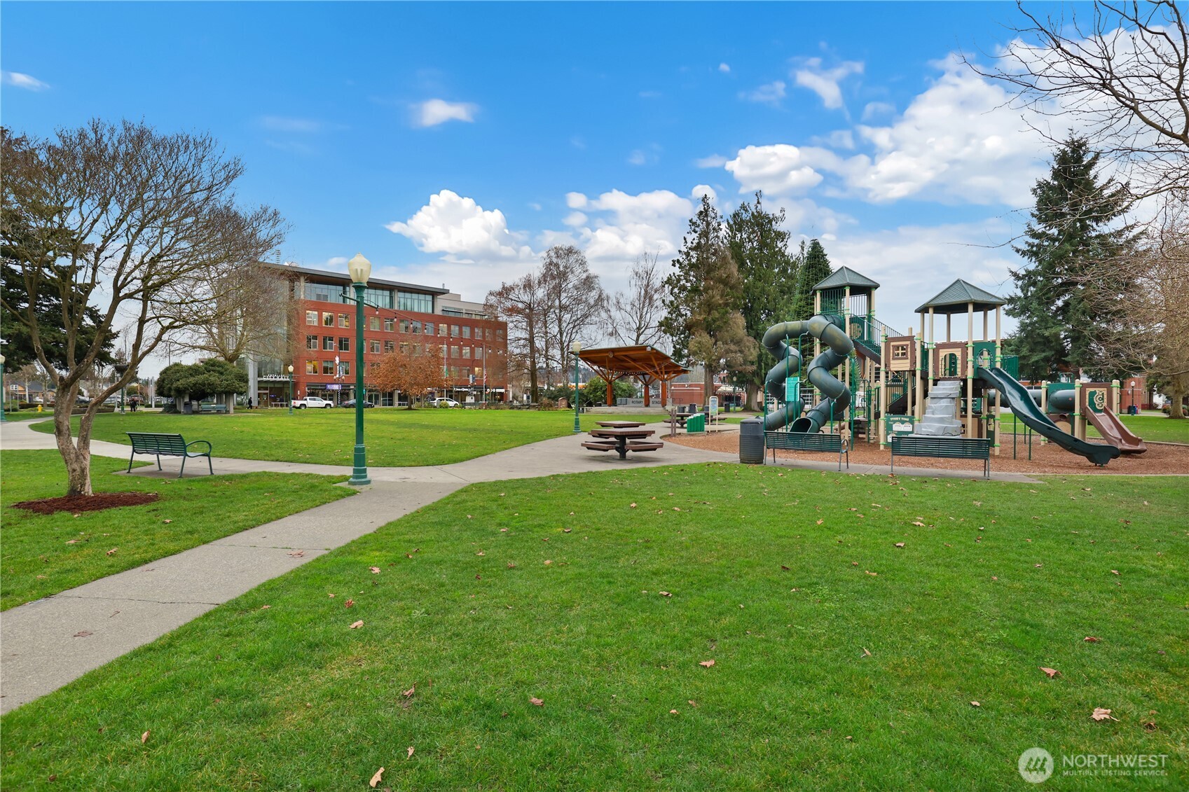 314 14th Street SW Puyallup WA 98371