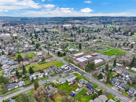 314 14th Street SW Puyallup WA 98371