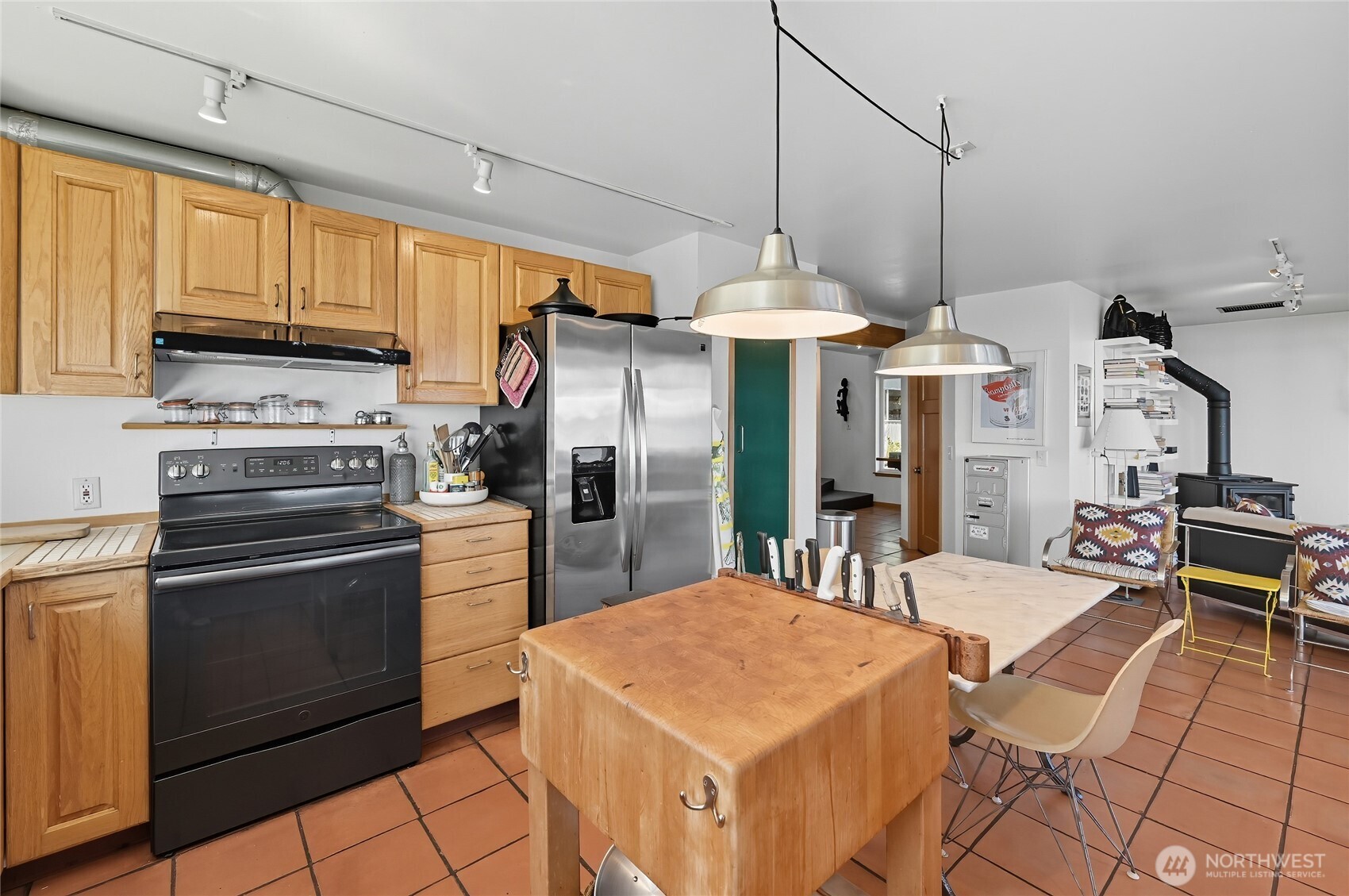 376 Schwartz Road Nordland WA 98358