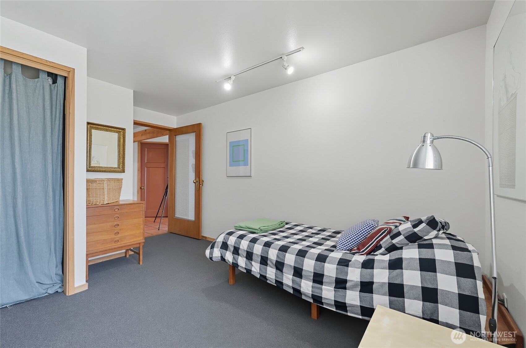 376 Schwartz Road Nordland WA 98358