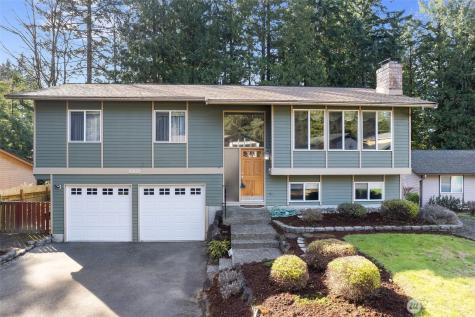 7479 Woodridge Lane NW Bremerton WA 98311