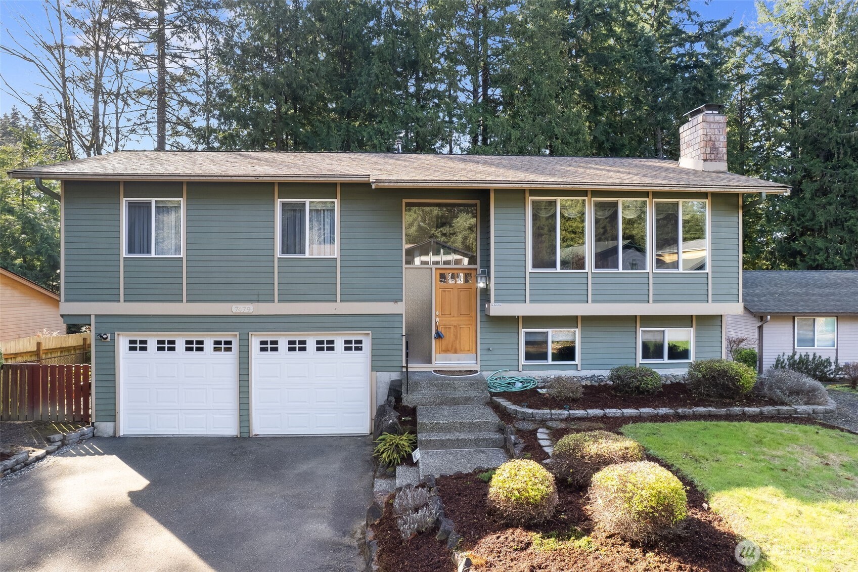 7479 Woodridge Lane NW Bremerton WA 98311