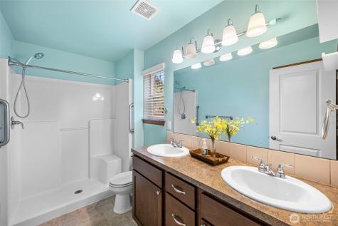 30 E Cardinal Court Allyn WA 98524